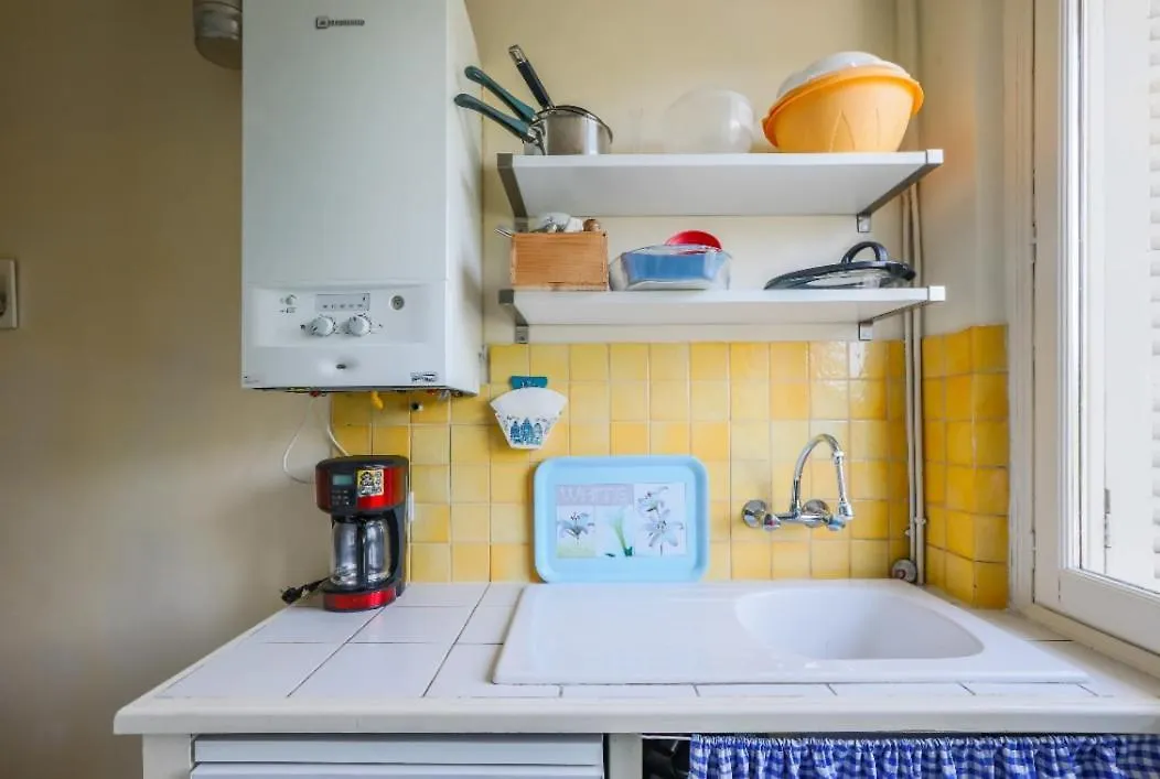 Apartament Chapelle 2 - Kp - Great F2 Perfect For 4 Guests - Lively Area Paryż Francja