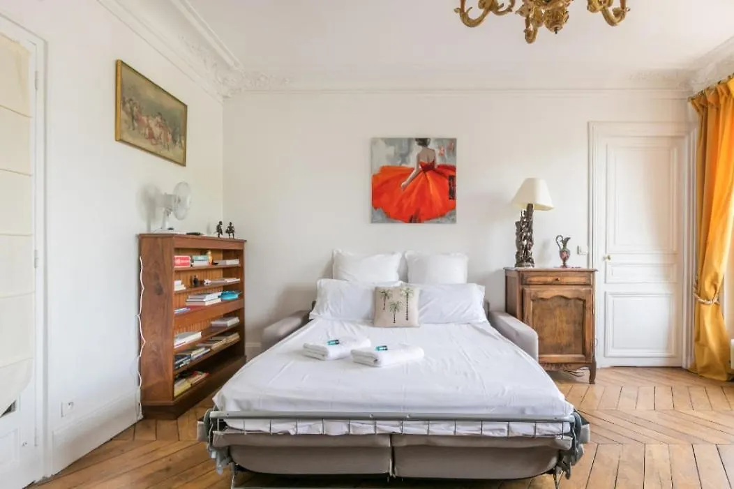 Chapelle 2 - Kp - Great F2 Perfect For 4 Guests - Lively Area Apartment Paris 0*,  France