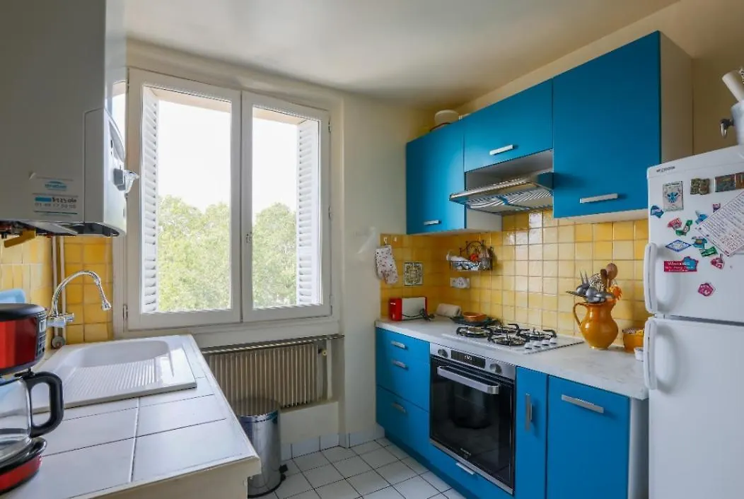 Chapelle 2 - Kp - Great F2 Perfect For 4 Guests - Lively Area Appartement Parijs